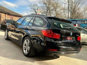 BMW 3 SERIES 2.0 318d Sport Touring Auto Euro 5 (s/s) 5dr