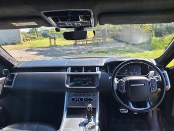 Land Rover Range Rover Sport 4.4 SD V8 Autobiography Dynamic SUV 5dr Diesel Auto 4WD Euro 6 (