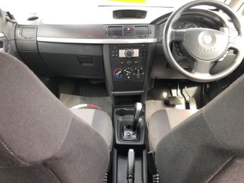 Vauxhall Meriva 1.6i 16v Life Easytronic 5dr