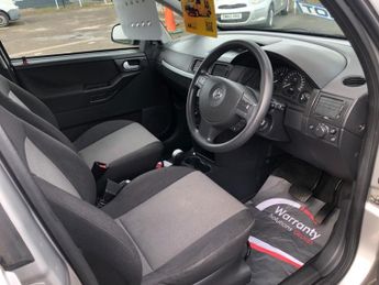 Vauxhall Meriva 1.6i 16v Life Easytronic 5dr