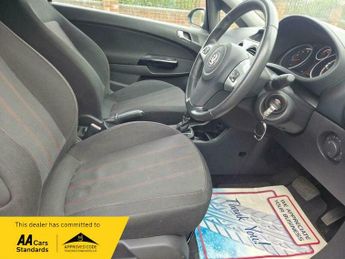 Vauxhall Corsa 1.4i 16v SXi Hatchback 5dr Petrol Automatic (158 g/km, 89 bhp)