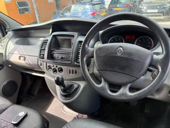 Renault Trafic SL27 SPORT DCI S/R P/V