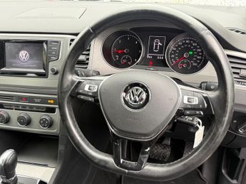 Volkswagen Golf SE TDI DSG