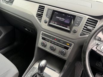 Volkswagen Golf SE TDI DSG