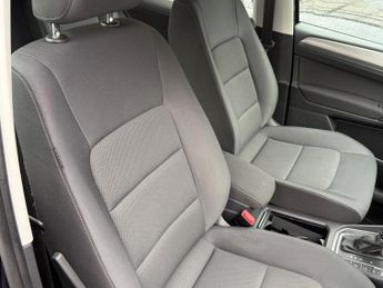 Volkswagen Golf SE TDI DSG