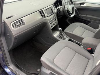 Volkswagen Golf SE TDI DSG