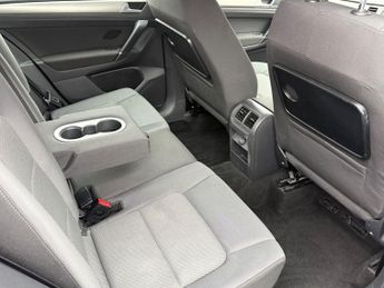 Volkswagen Golf SE TDI DSG