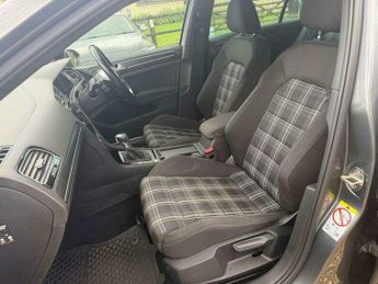 Volkswagen Golf 2.0 TDI GTD Hatchback 5dr Diesel DSG Euro 6 (s/s) (184 ps)