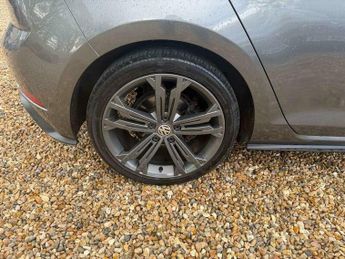 Volkswagen Golf 2.0 TDI GTD Hatchback 5dr Diesel DSG Euro 6 (s/s) (184 ps)
