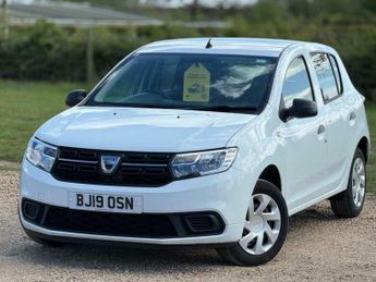 Dacia Sandero 0.9 TCe Essential Euro 6 (s/s) 5dr