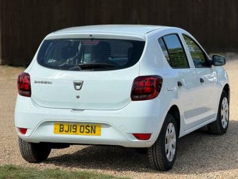 Dacia Sandero 0.9 TCe Essential Euro 6 (s/s) 5dr