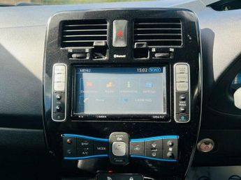 Nissan Leaf 24kWh Tekna Auto 5dr
