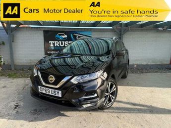 Nissan Qashqai 1.3 DIG-T N-Connecta Euro 6 (s/s) 5dr