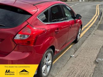 Ford Focus 1.6 Zetec Powershift Euro 5 5dr