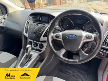 Ford Focus 1.6 Zetec Powershift Euro 5 5dr