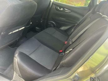 Nissan Qashqai 1.6 dCi N-Connecta XTRON 2WD Euro 6 (s/s) 5dr