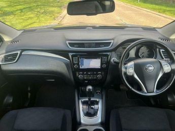 Nissan Qashqai 1.6 dCi N-Connecta XTRON 2WD Euro 6 (s/s) 5dr