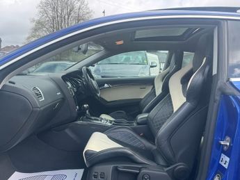 Audi RS5 4.2 FSI V8 Limited Edition Coupe 2dr Petrol S Tronic quattro Eur