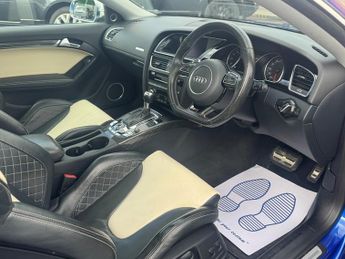 Audi RS5 4.2 FSI V8 Limited Edition Coupe 2dr Petrol S Tronic quattro Eur