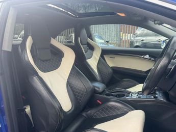 Audi RS5 4.2 FSI V8 Limited Edition Coupe 2dr Petrol S Tronic quattro Eur