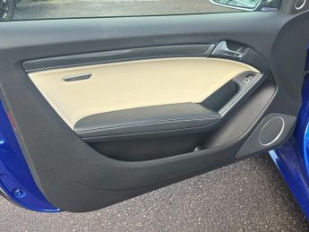 Audi RS5 4.2 FSI V8 Limited Edition Coupe 2dr Petrol S Tronic quattro Eur