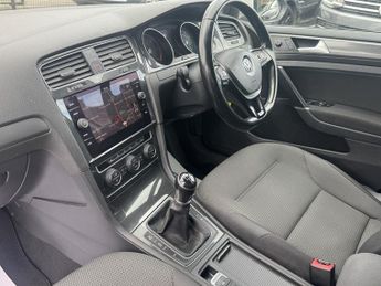 Volkswagen Golf 1.6 TDI Match Edition Hatchback 5dr Diesel Manual Euro 6 (s/s) (
