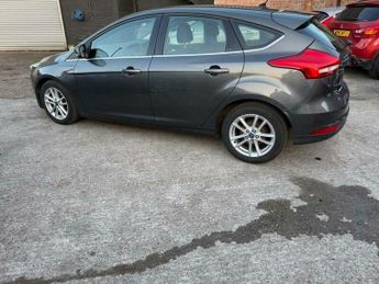 Ford Focus 1.0T EcoBoost Zetec Euro 6 (s/s) 5dr