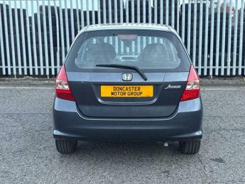 Honda Jazz 1.4 i-DSI SE CVT-7 5dr