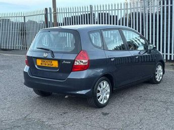 Honda Jazz 1.4 i-DSI SE CVT-7 5dr
