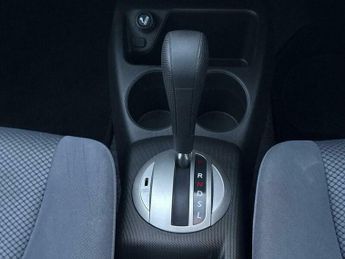 Honda Jazz 1.4 i-DSI SE CVT-7 5dr