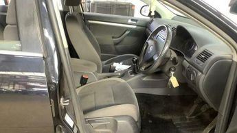 Volkswagen Golf 1.9 TDI SE Euro 4 5dr