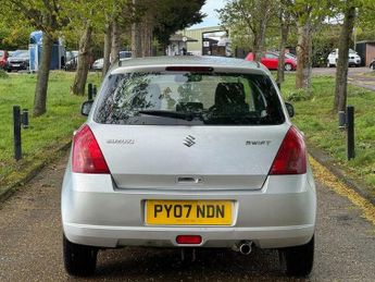 Suzuki Swift 1.5 GLX 5dr