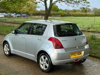 Suzuki Swift 1.5 GLX 5dr