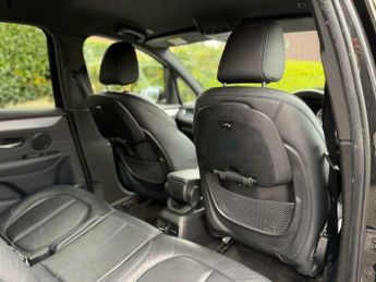 BMW 2 SERIES 2.0 220d M Sport Auto Euro 6 (s/s) 5dr