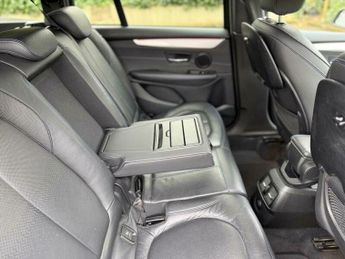 BMW 2 SERIES 2.0 220d M Sport Auto Euro 6 (s/s) 5dr