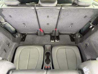 BMW 2 SERIES 2.0 220d M Sport Auto Euro 6 (s/s) 5dr