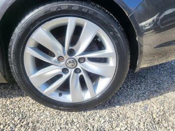 Vauxhall Insignia SRI NAV CDTI