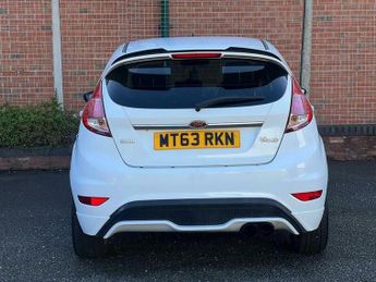 Ford Fiesta 1.0T EcoBoost Titanium Euro 5 (s/s) 5dr