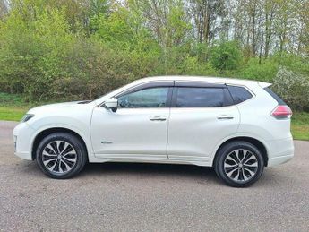 Nissan X-Trail HYBRID PURE DRIVE 4X4 360 CAMERA SUV 5dr