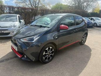 Toyota AYGO 1.0 VVT-i x-trend x-shift Euro 6 5dr (Safety Sense)