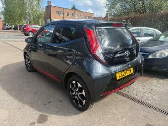 Toyota AYGO 1.0 VVT-i x-trend x-shift Euro 6 5dr (Safety Sense)