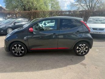 Toyota AYGO 1.0 VVT-i x-trend x-shift Euro 6 5dr (Safety Sense)