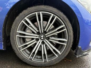 BMW 3 SERIES 2.0 330e 12kWh M Sport Auto Euro 6 (s/s) 4dr