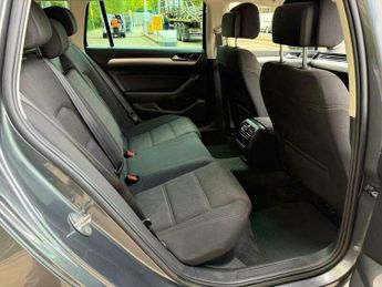 Volkswagen Passat 2.0 TDI BlueMotion Tech SE Business DSG Euro 6 (s/s) 5dr