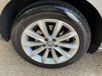 Volkswagen Passat 2.0 TDI BlueMotion Tech SE Business DSG Euro 6 (s/s) 5dr