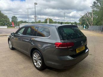 Volkswagen Passat 2.0 TDI BlueMotion Tech SE Business DSG Euro 6 (s/s) 5dr