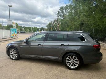 Volkswagen Passat 2.0 TDI BlueMotion Tech SE Business DSG Euro 6 (s/s) 5dr