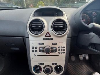 Vauxhall Corsa BREEZE-VERY LOW MILEAGE CAR-WELL LOOKED AFTER BY ITS 1 PREVIOUS 