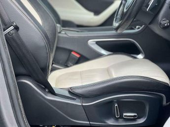 Jaguar F-Pace 2.0 D180 R-Sport Auto AWD Euro 6 (s/s) 5dr