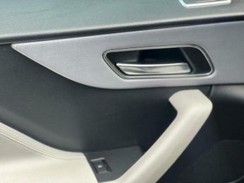 Jaguar F-Pace 2.0 D180 R-Sport Auto AWD Euro 6 (s/s) 5dr